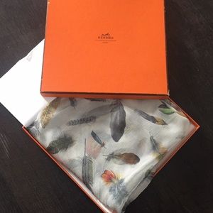 Hermès feather scarf